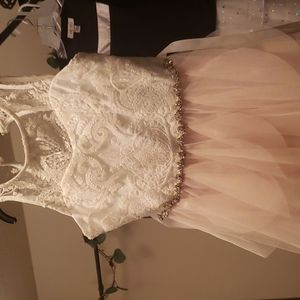 Girls dress